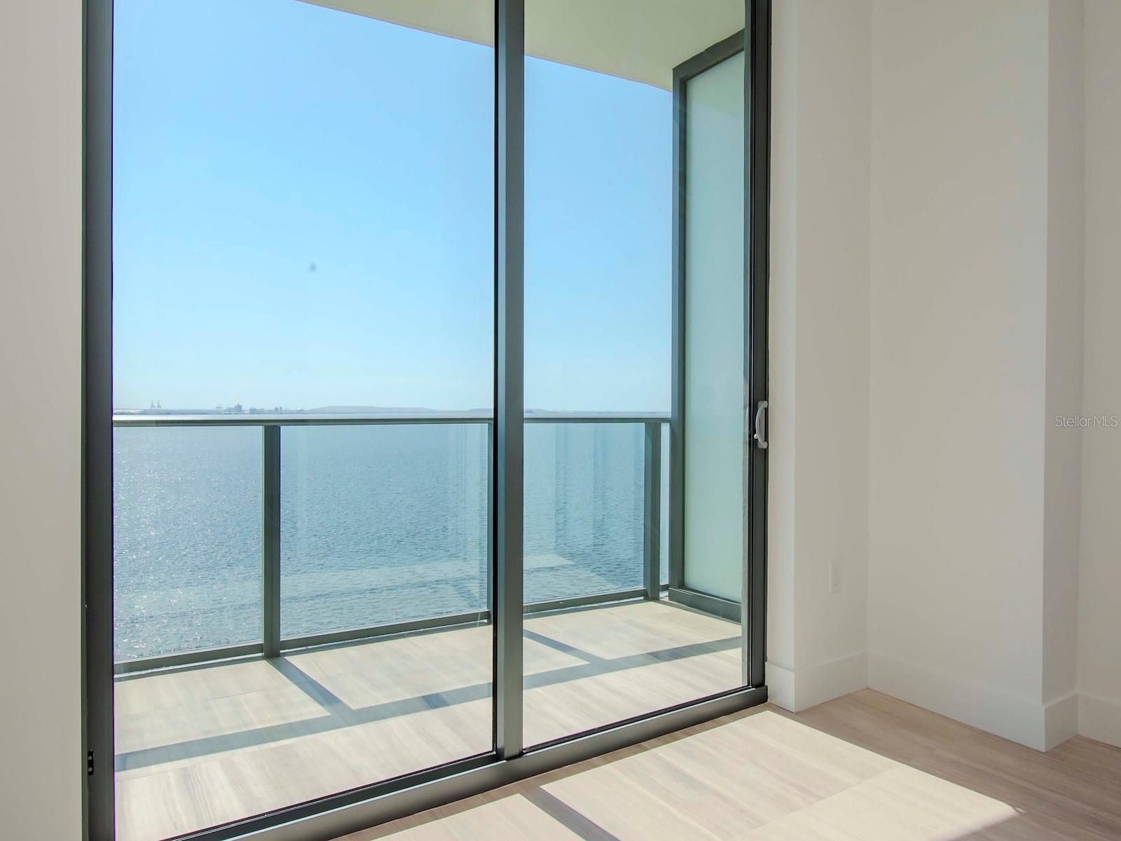 3105 BAY OAKS CONDOMINIUM UNIT 1002 - Residential