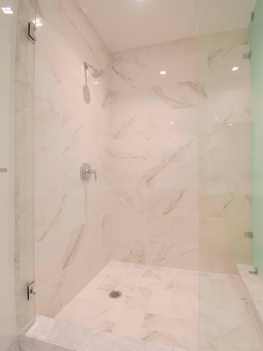 3105 BAY OAKS CONDOMINIUM UNIT 1002 - Residential