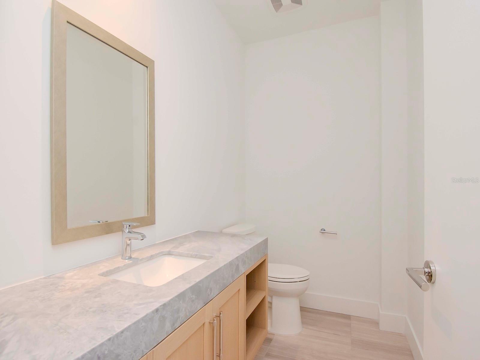 3105 BAY OAKS CONDOMINIUM UNIT 1002 - Residential