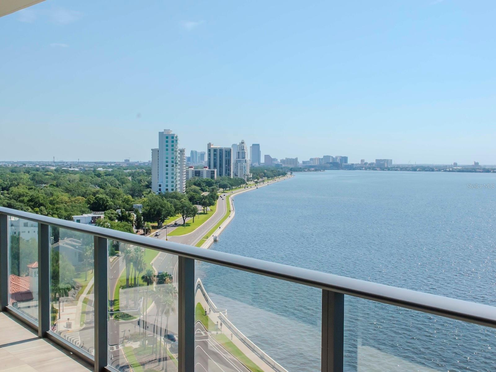 3105 BAY OAKS CONDOMINIUM UNIT 1002 - Residential