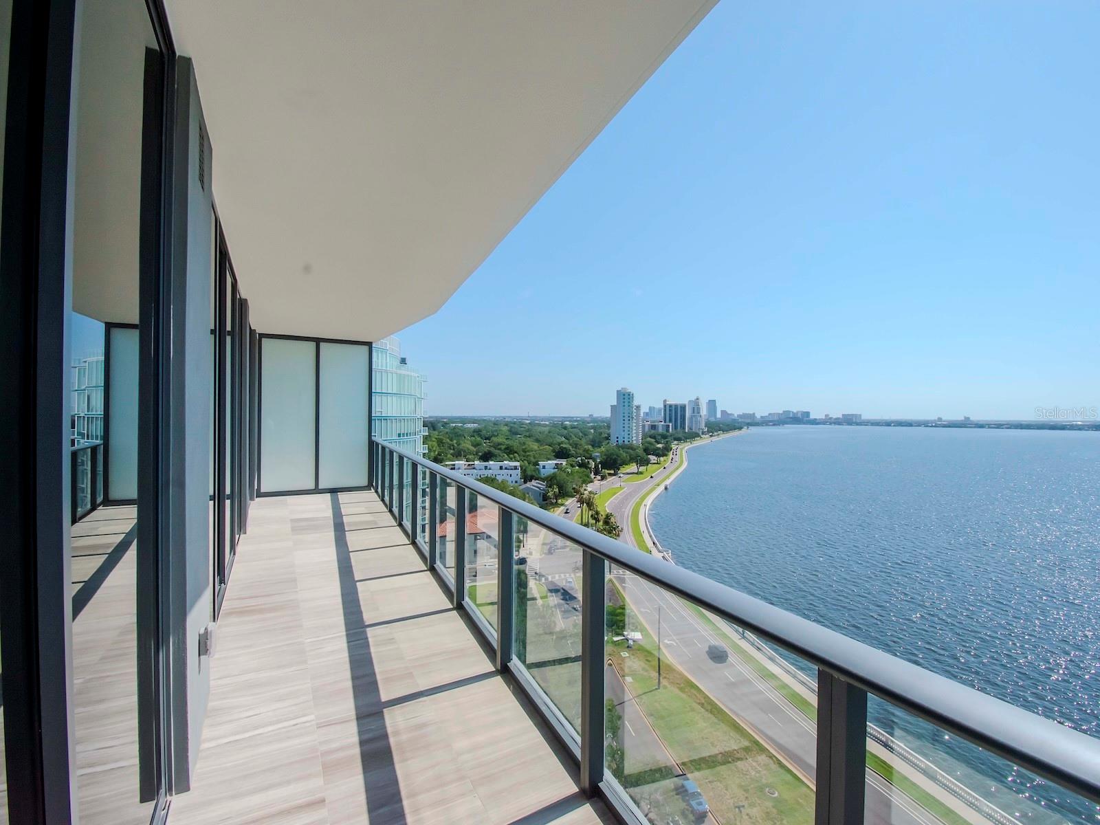 3105 BAY OAKS CONDOMINIUM UNIT 1002 - Residential