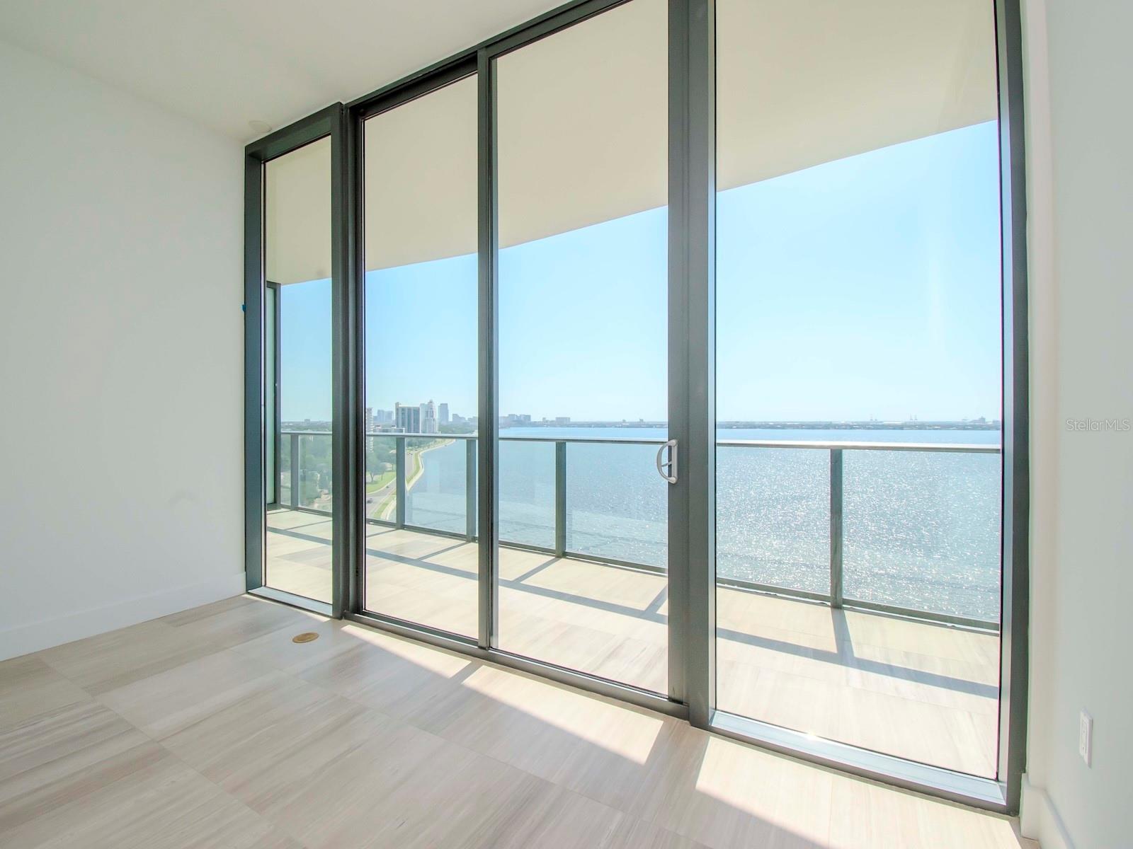 3105 BAY OAKS CONDOMINIUM UNIT 1002 - Residential