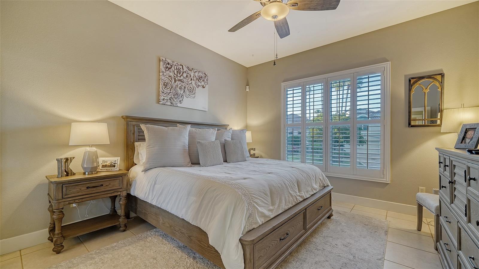 QUEENS HARBOUR - Residential