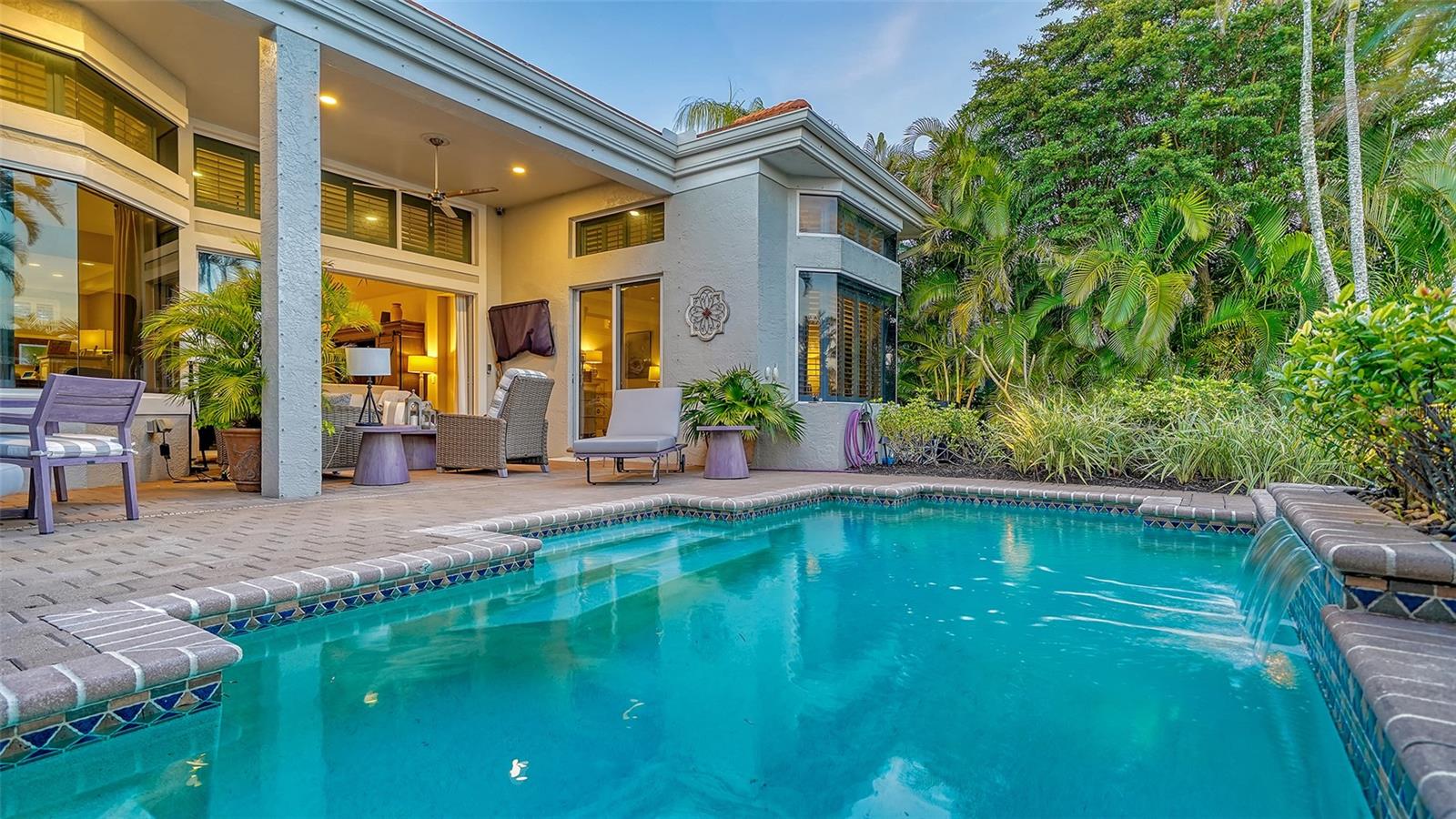 QUEENS HARBOUR - Residential