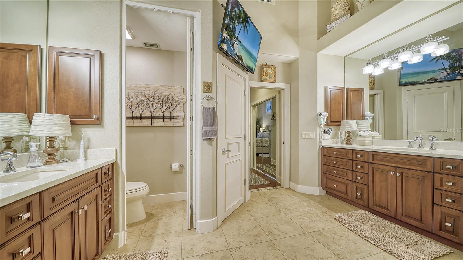 QUEENS HARBOUR - Residential