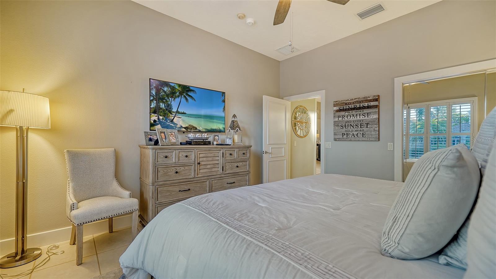 QUEENS HARBOUR - Residential