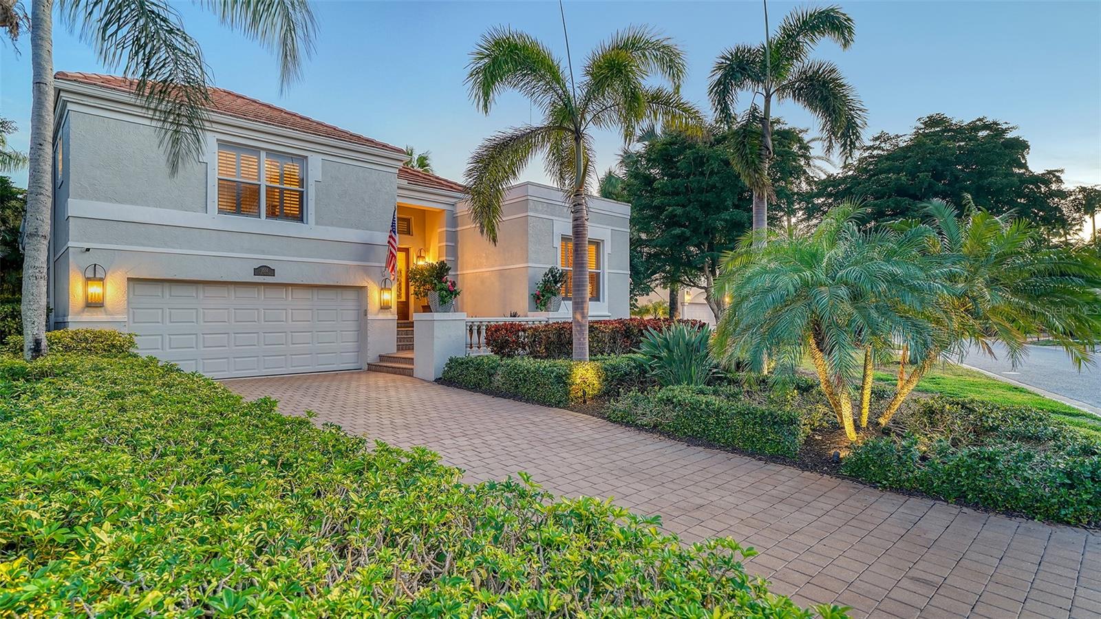 QUEENS HARBOUR - Residential