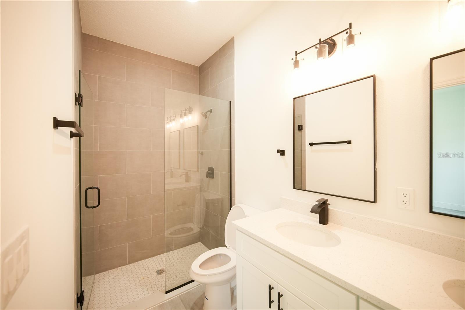 MARION OAKS UN 12 - Residential Lease