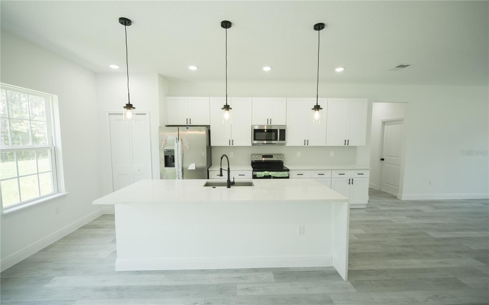 MARION OAKS UN 12 - Residential Lease