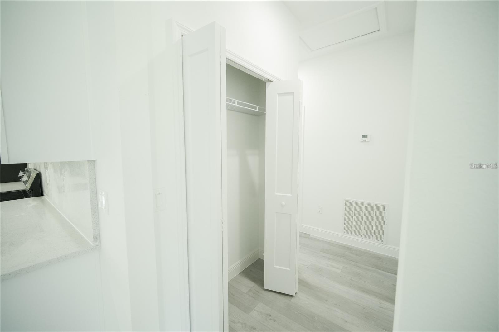 MARION OAKS UN 12 - Residential Lease