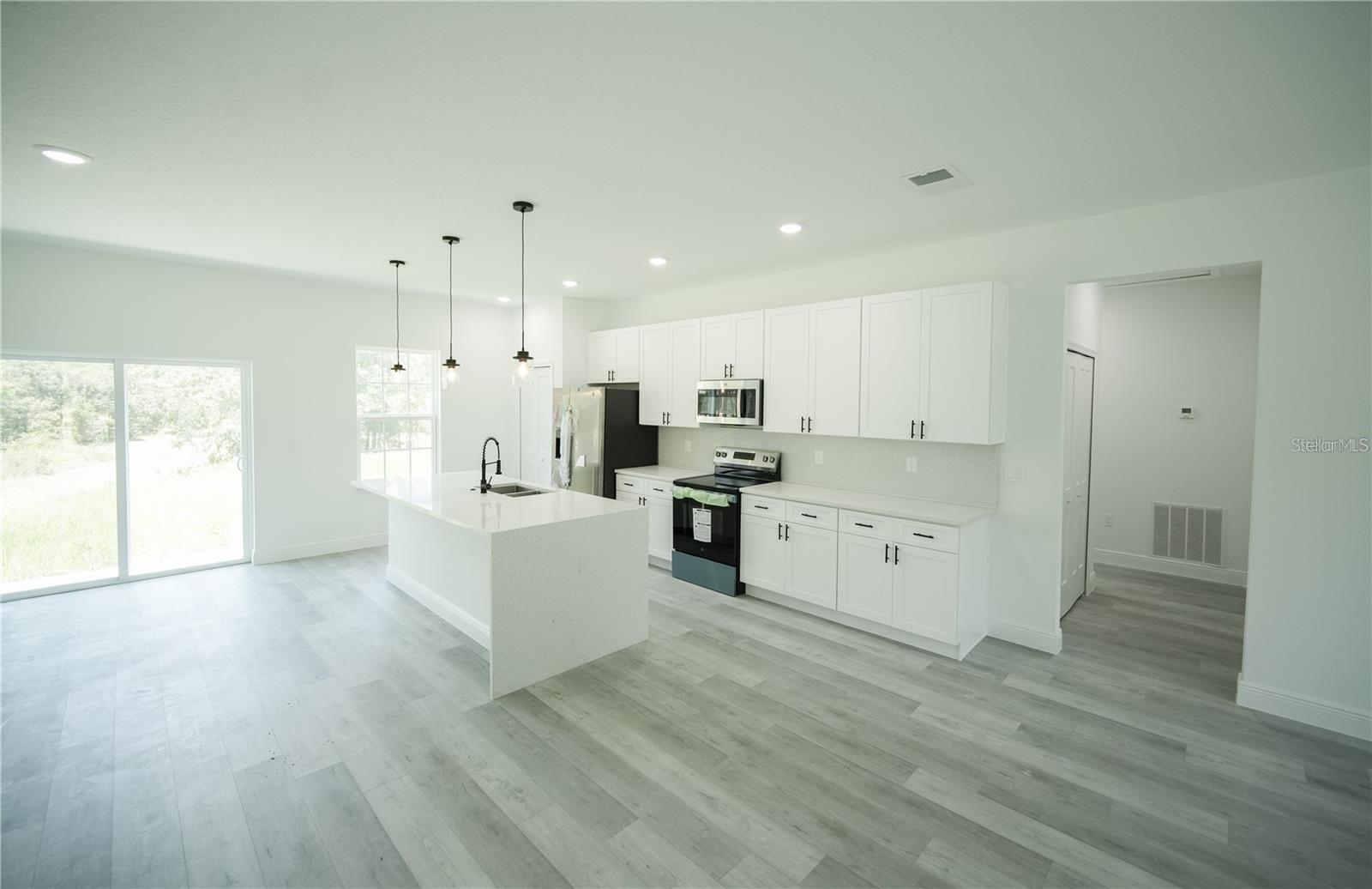 MARION OAKS UN 12 - Residential Lease