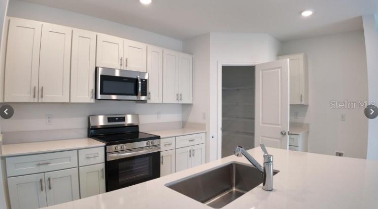 WESTVIEW POD B NEIGHBORHOOD 2A & 2B PH 1 - Residential Lease