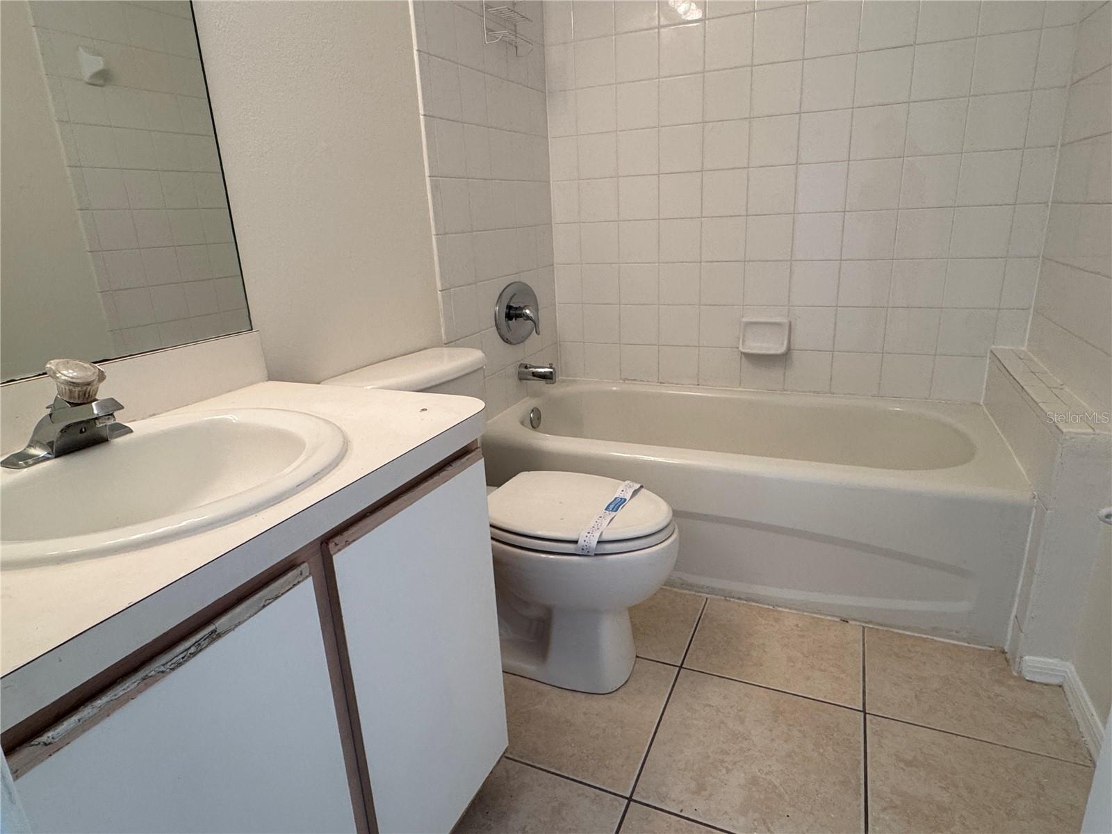 SUMMERFIELD VILLG 1 TRCT 35 - Residential Lease