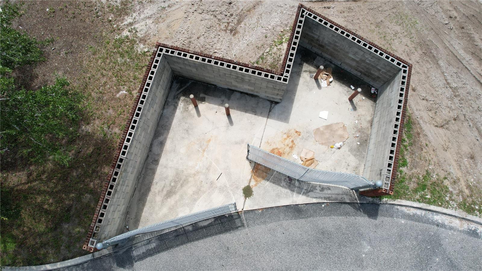 HAVENDALE SHOPPES & OFFICES - Land