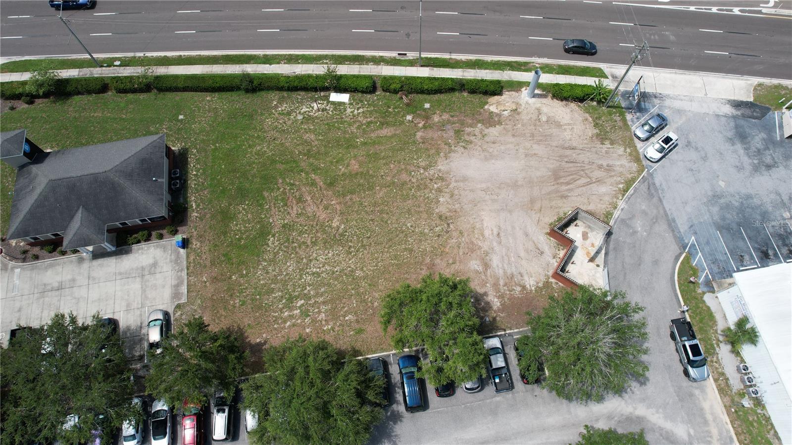 HAVENDALE SHOPPES & OFFICES - Land