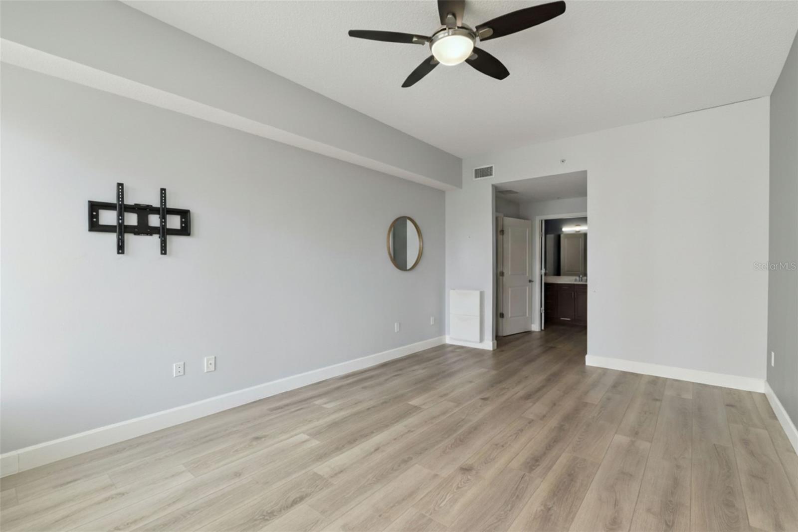 SANCTUARY DOWNTOWN CONDO - Residential