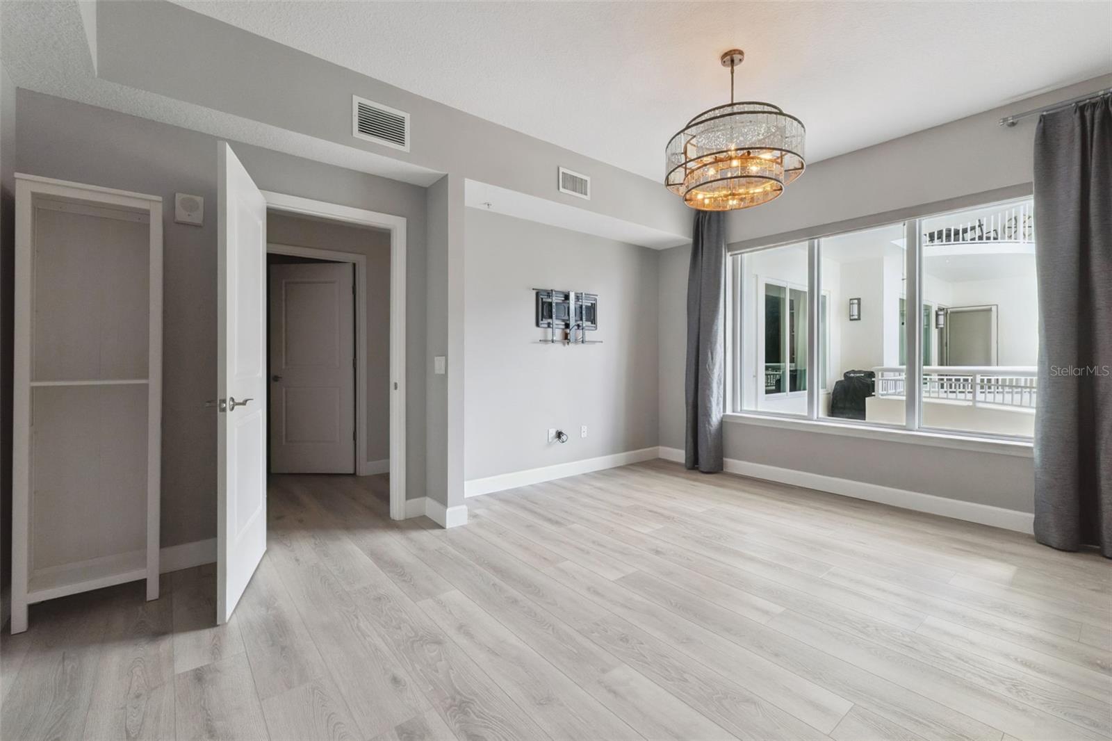 SANCTUARY DOWNTOWN CONDO - Residential