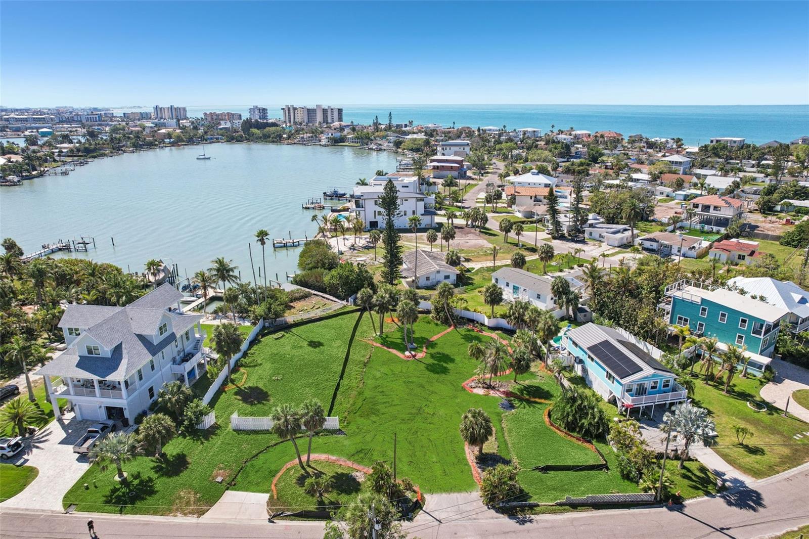 LONE PALM BEACH 3RD ADD - Land