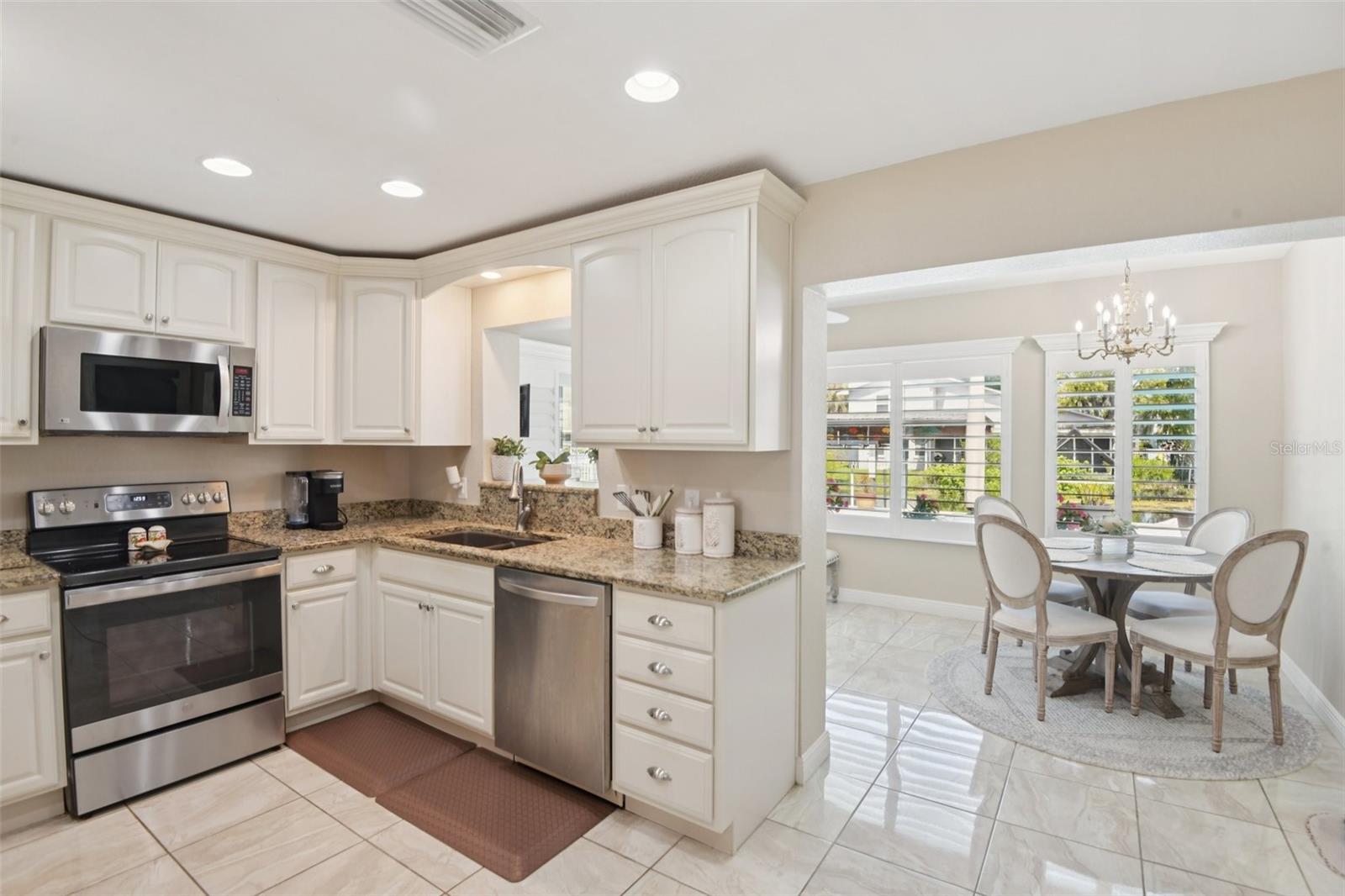 LAKE SHORE ESTATES 5TH ADD - Residential