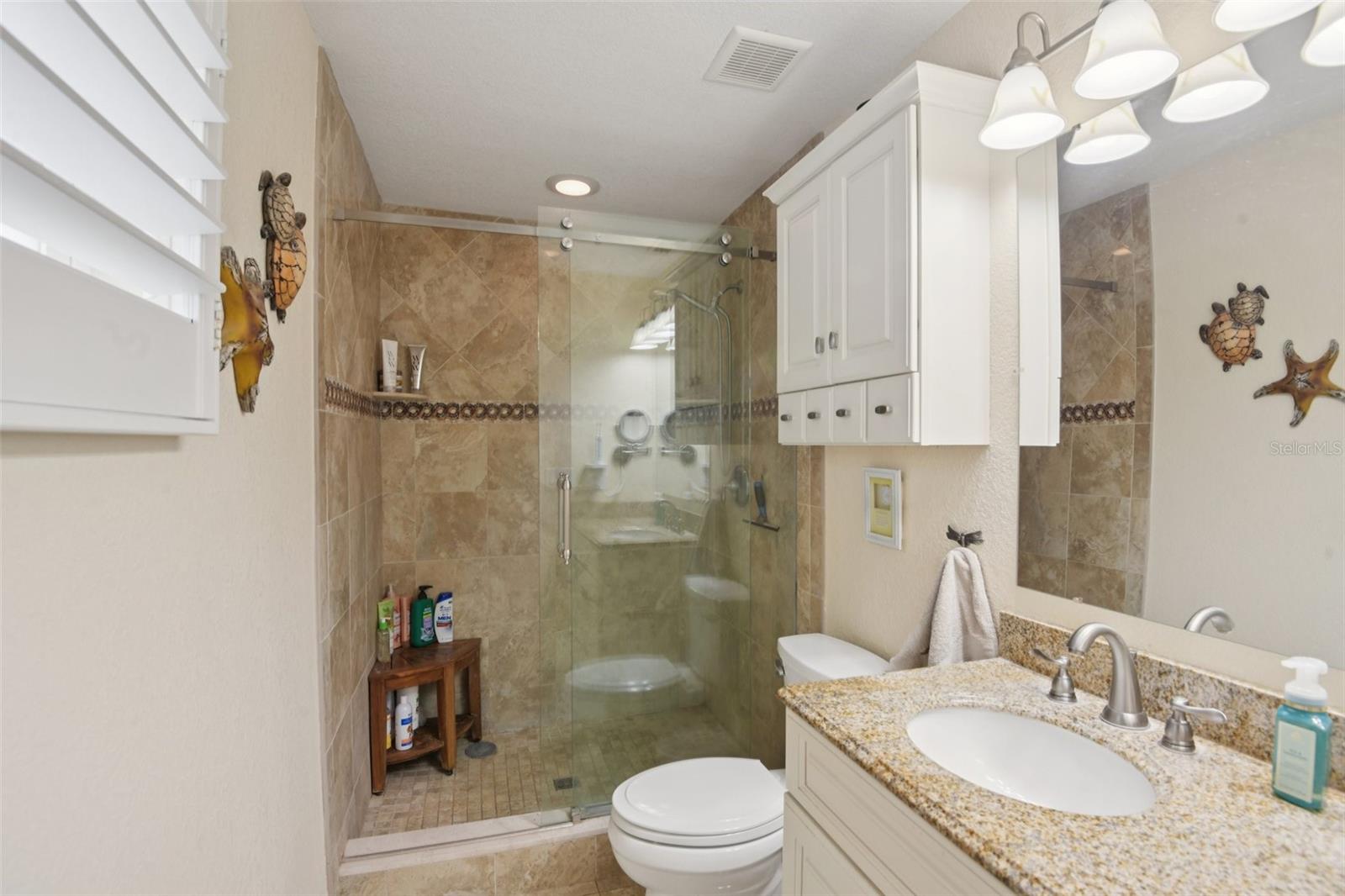 LAKE SHORE ESTATES 5TH ADD - Residential