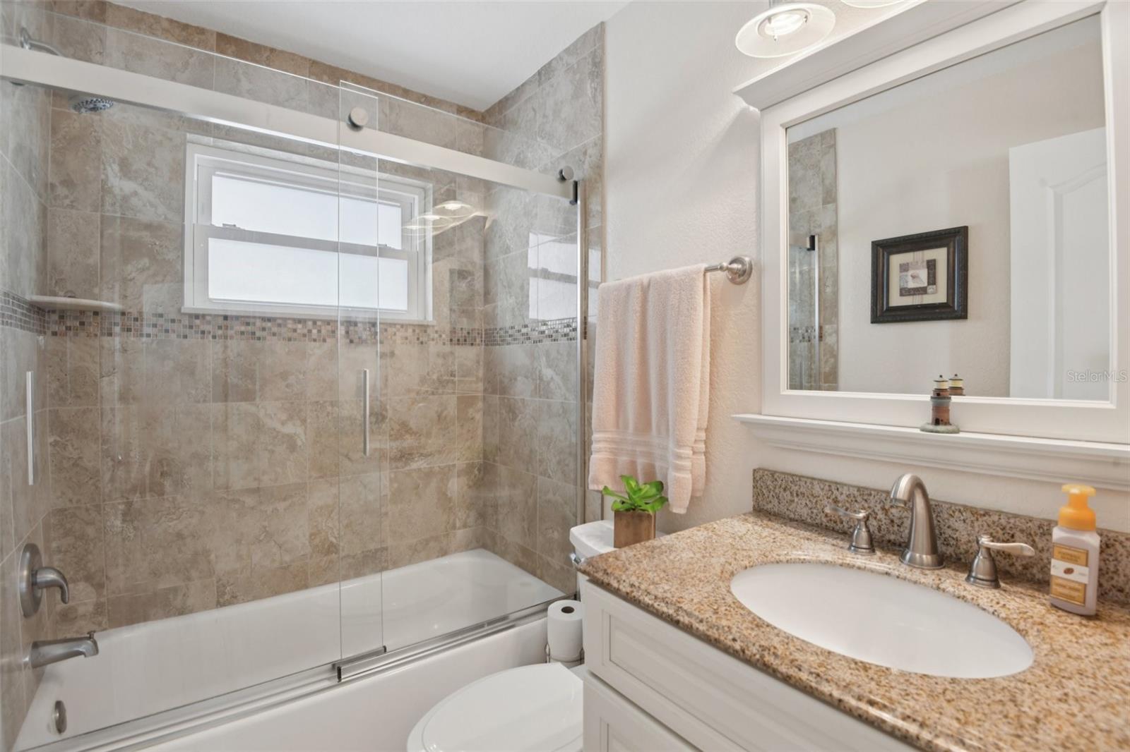 LAKE SHORE ESTATES 5TH ADD - Residential