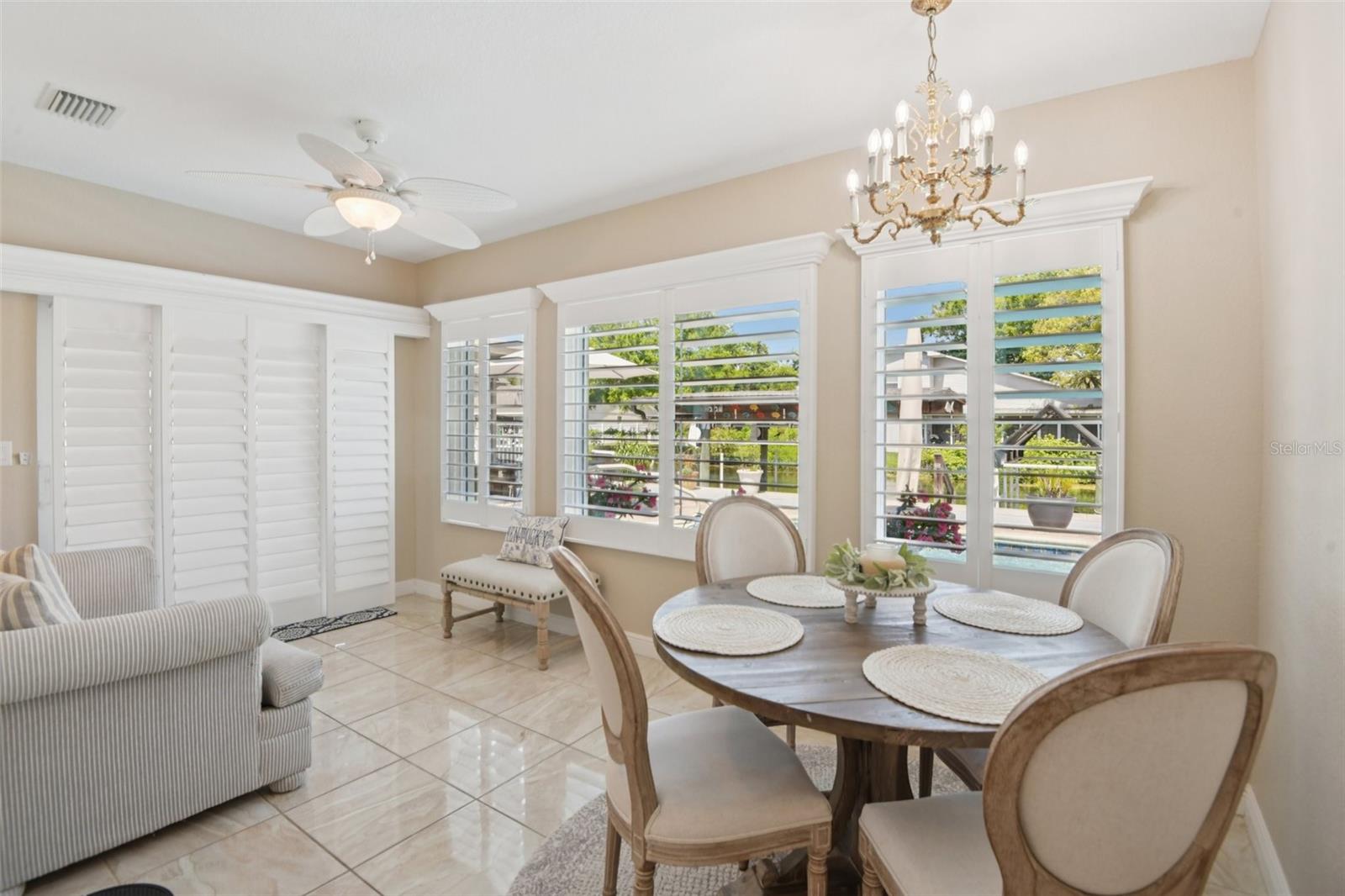 LAKE SHORE ESTATES 5TH ADD - Residential