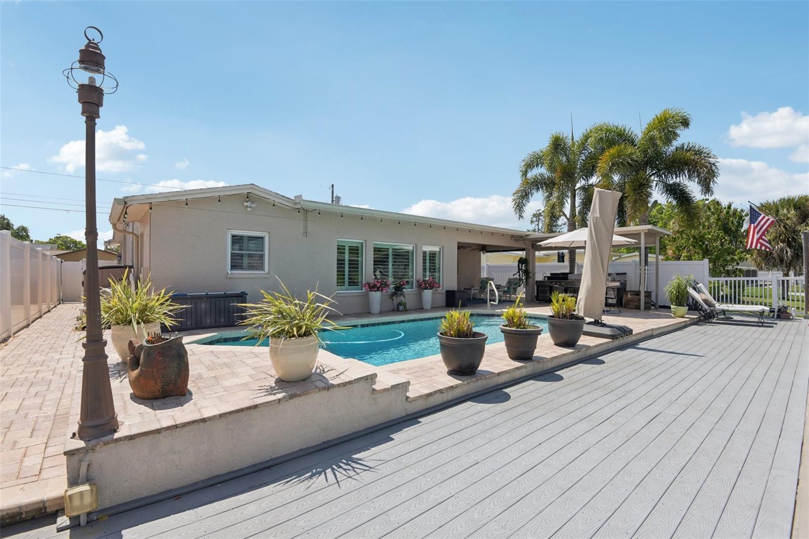 LAKE SHORE ESTATES 5TH ADD - Residential