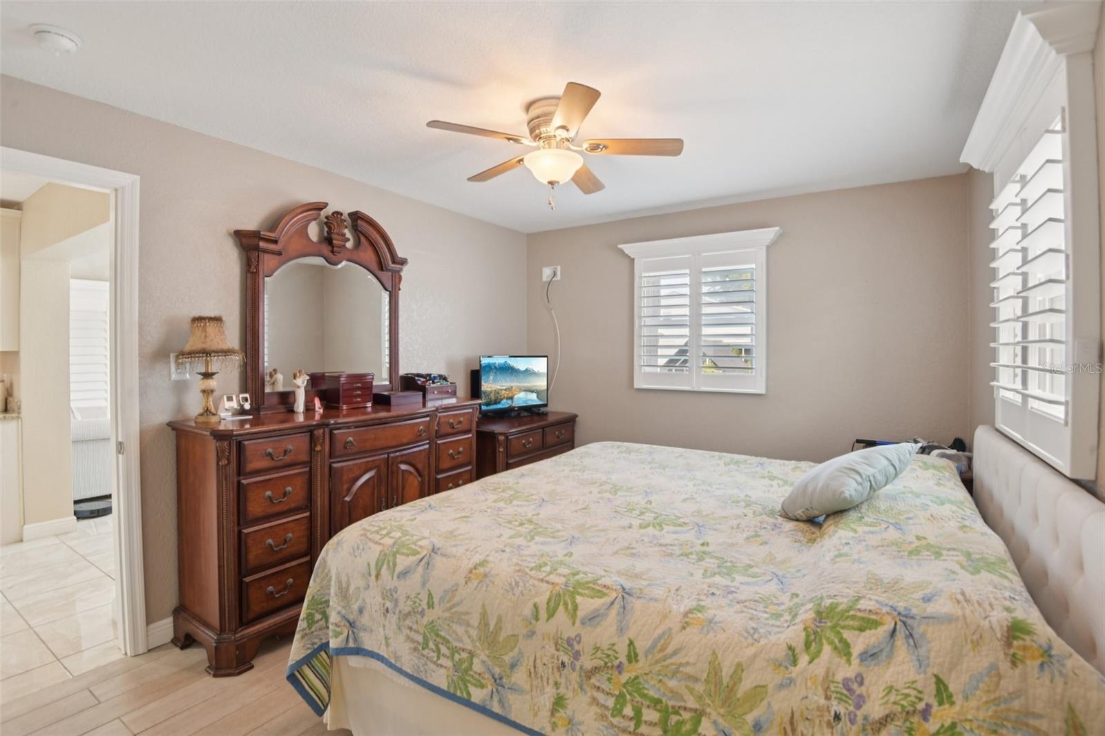 LAKE SHORE ESTATES 5TH ADD - Residential