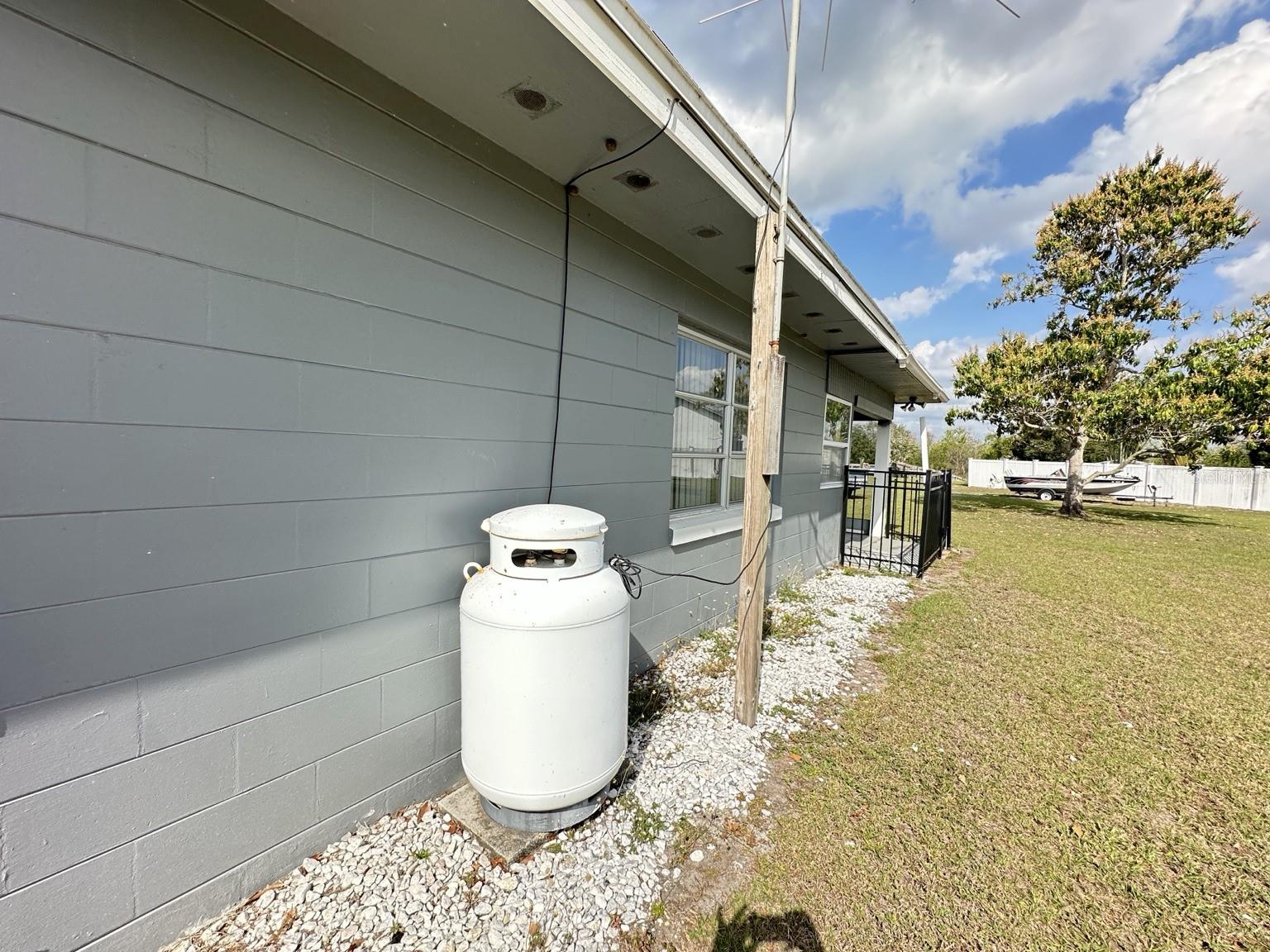 127 LAKEVIEW DRIVE