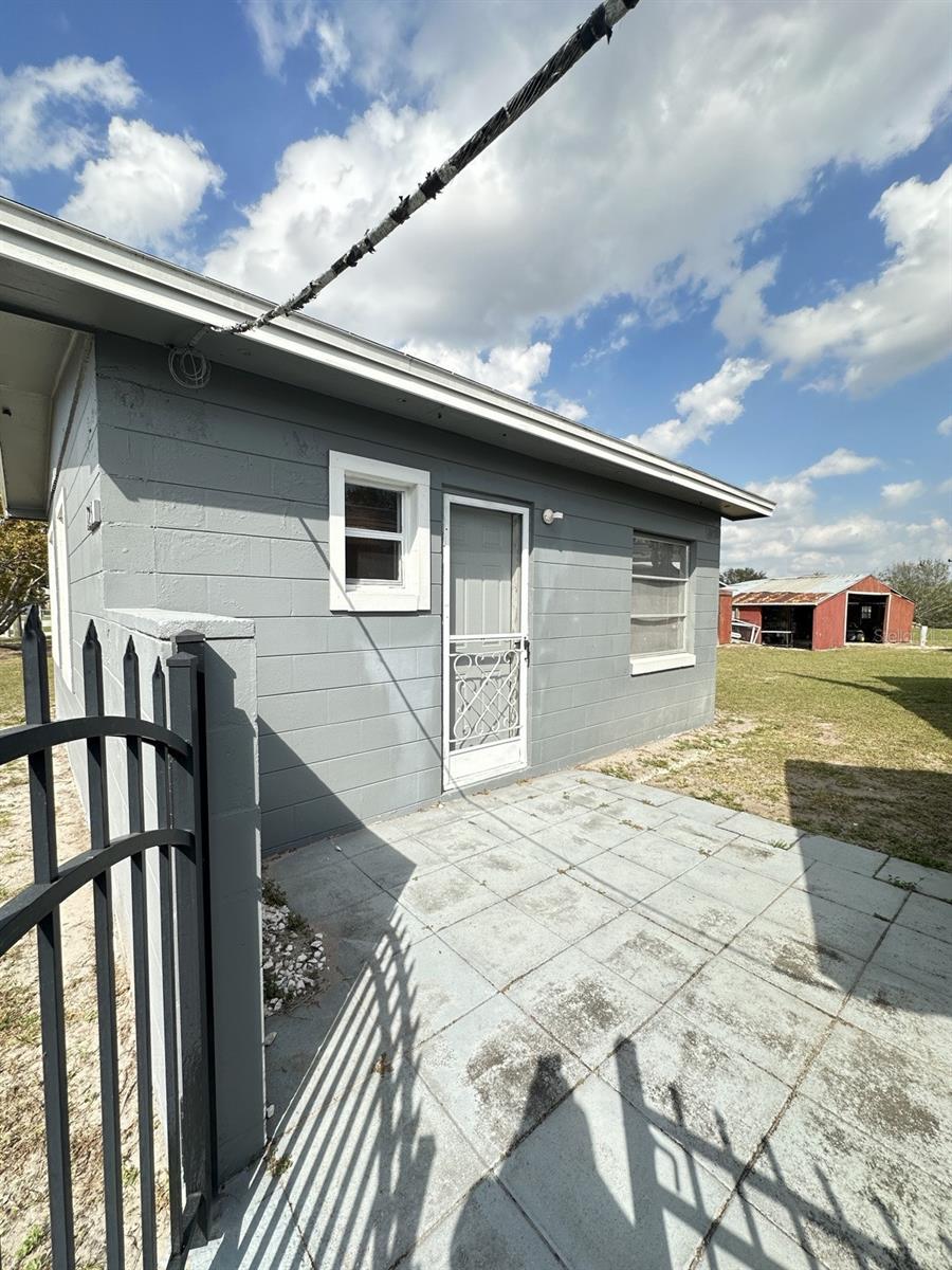 127 LAKEVIEW DRIVE
