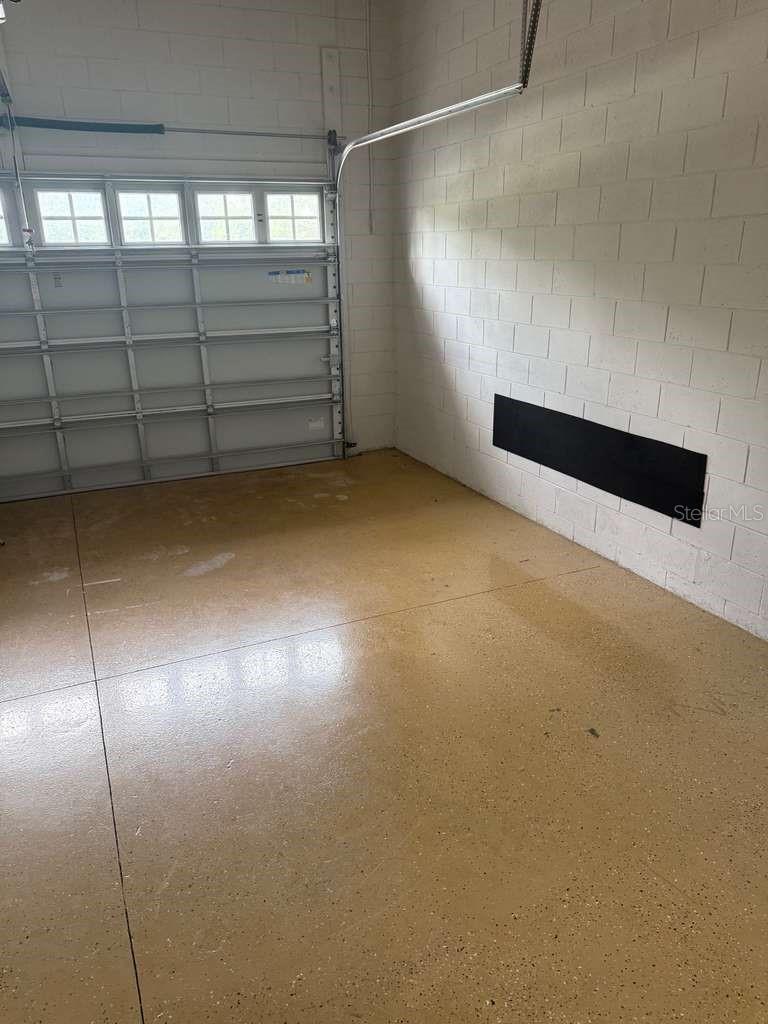 DELLAGIO - Residential Lease