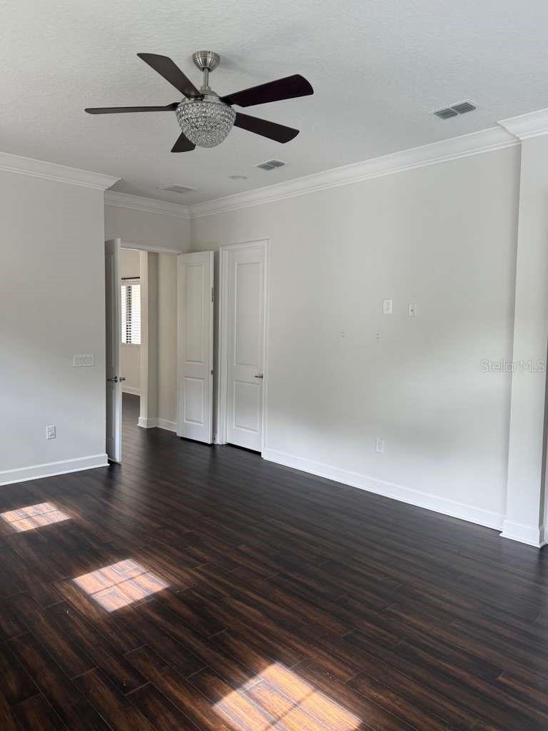 DELLAGIO - Residential Lease