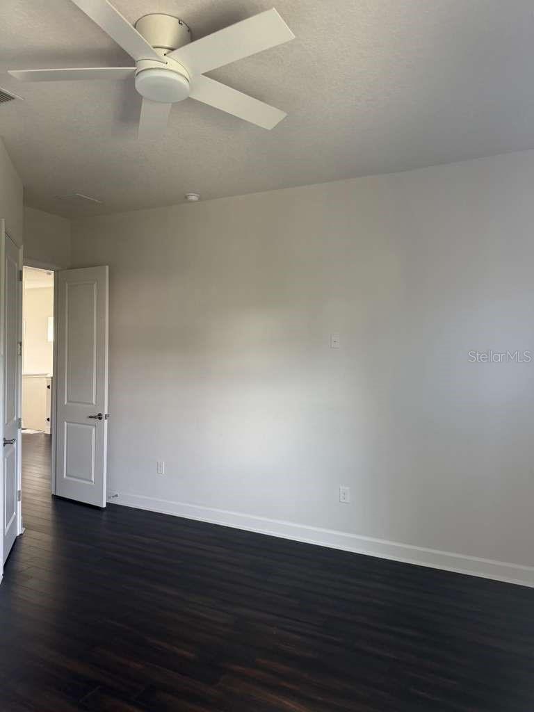 DELLAGIO - Residential Lease