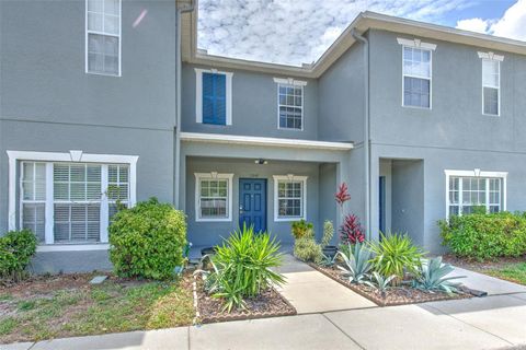 Photo of 12847 Kings Crossing Drive, Gibsonton, FL 33534 (MLS # TB8498681)