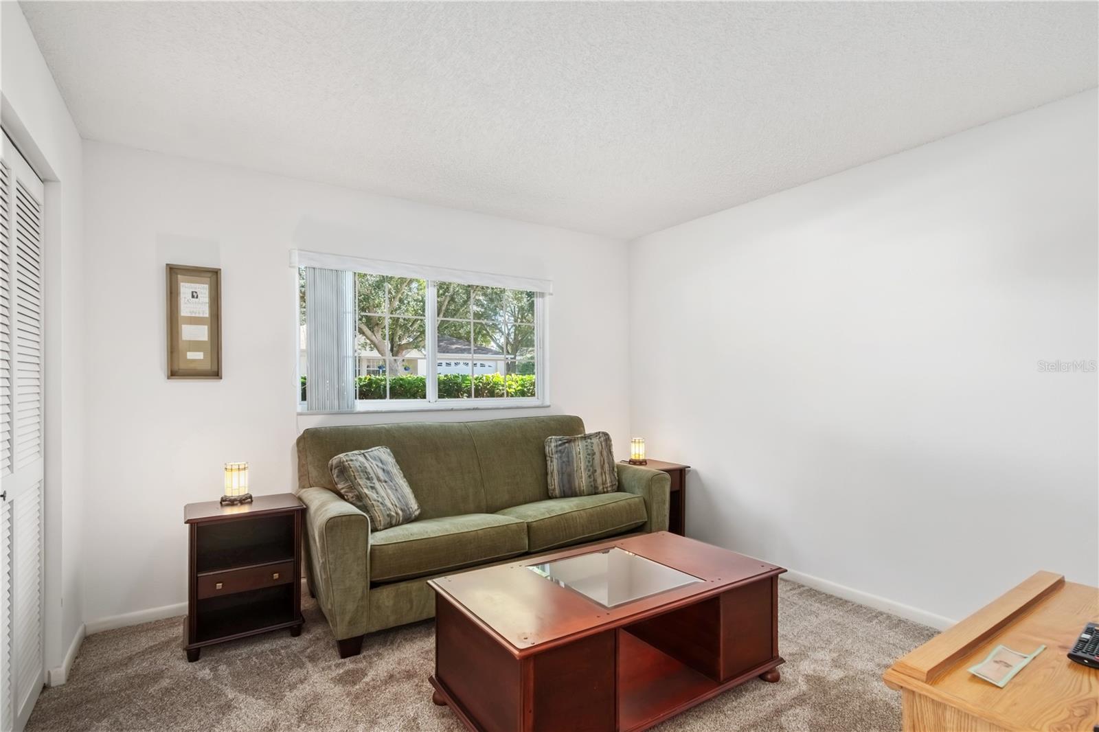 ON TOP OF THE WORLD - Residential