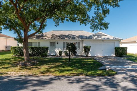 Photo of 9758 SW 99th Avenue, Ocala, FL 34481 (MLS # OM713338)