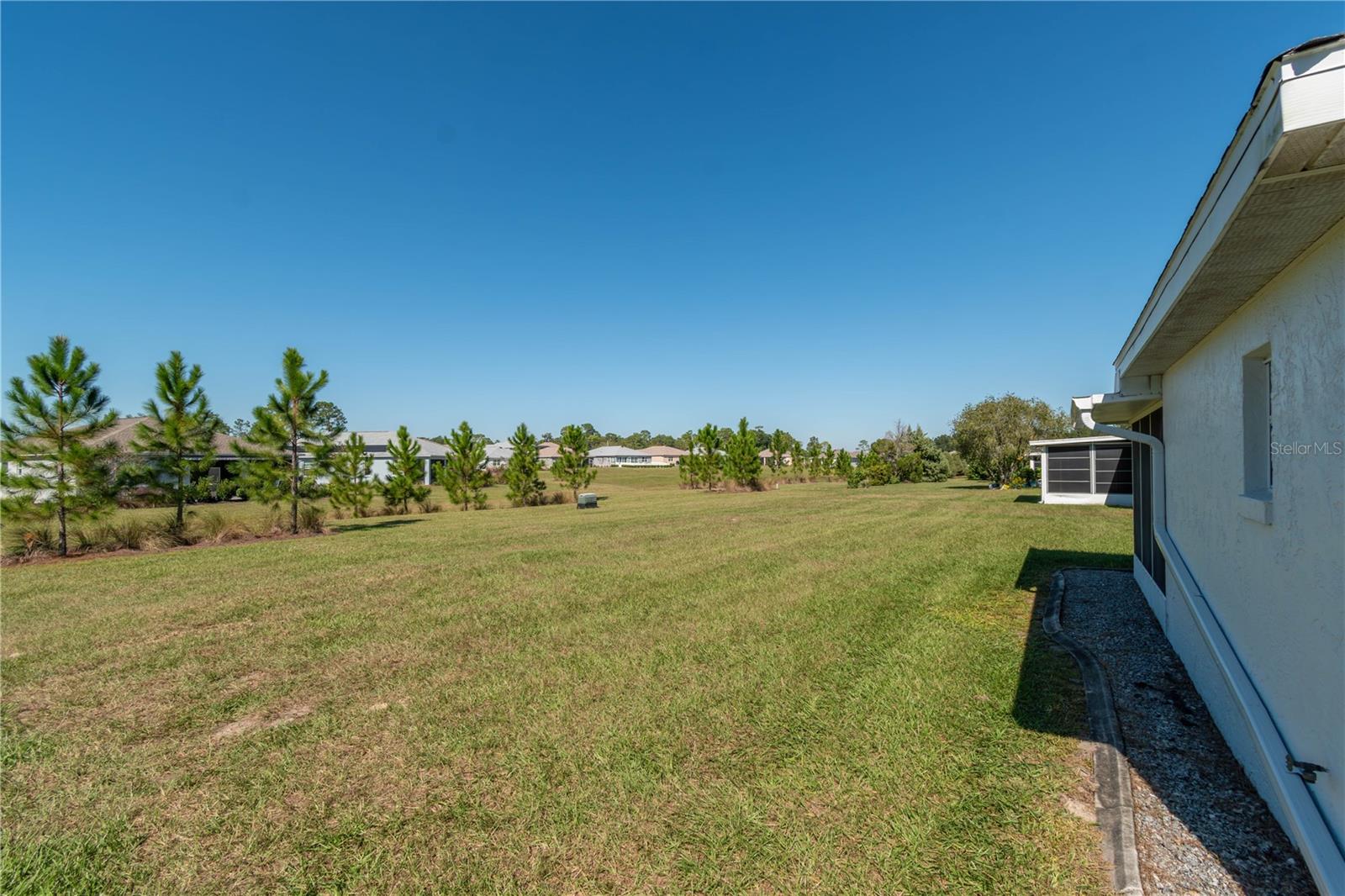 ON TOP OF THE WORLD - Residential