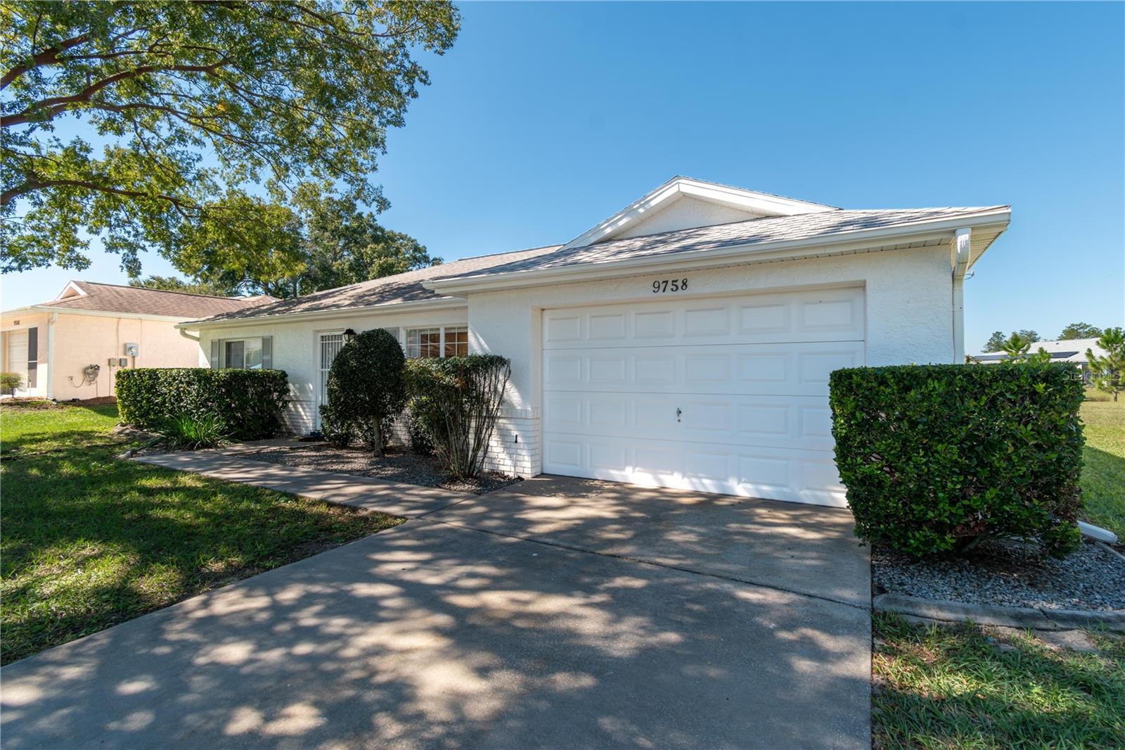 ON TOP OF THE WORLD - Residential