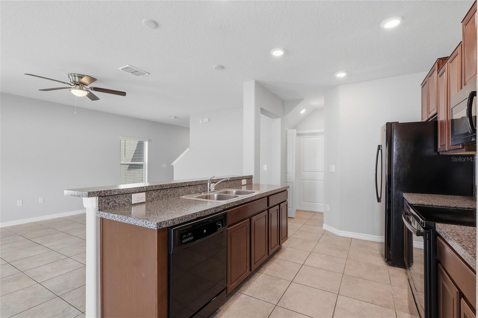 TOUCHSTONE PH 2 - Residential