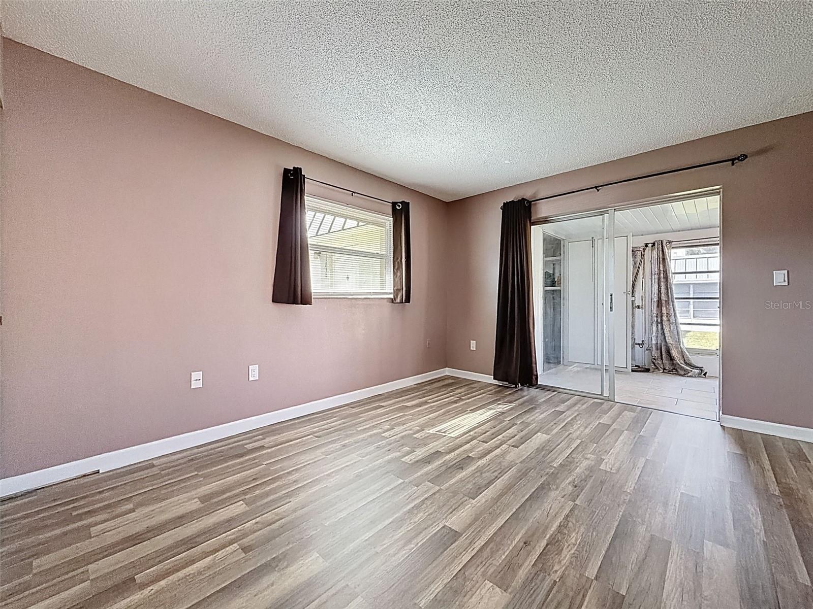 PARADISE POINTE WEST - Residential