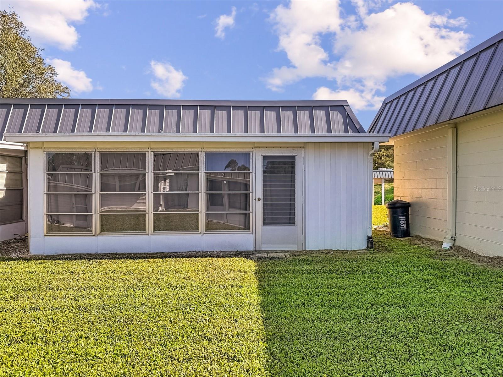 PARADISE POINTE WEST - Residential