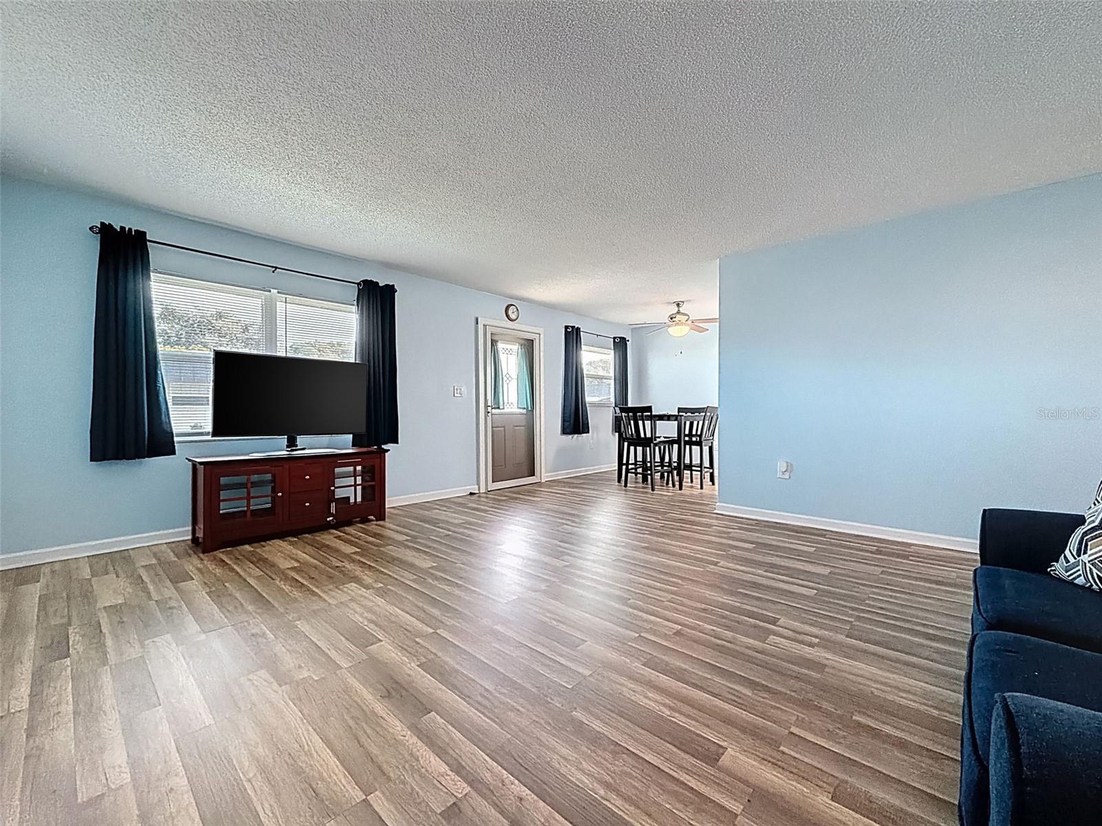 PARADISE POINTE WEST - Residential