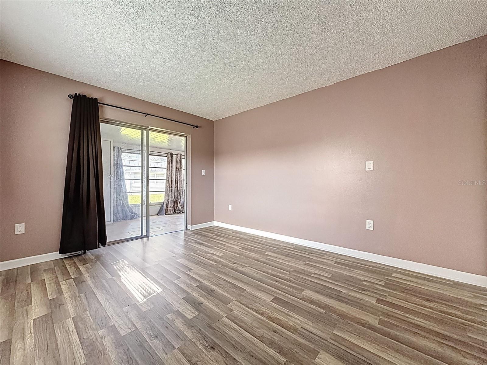 PARADISE POINTE WEST - Residential