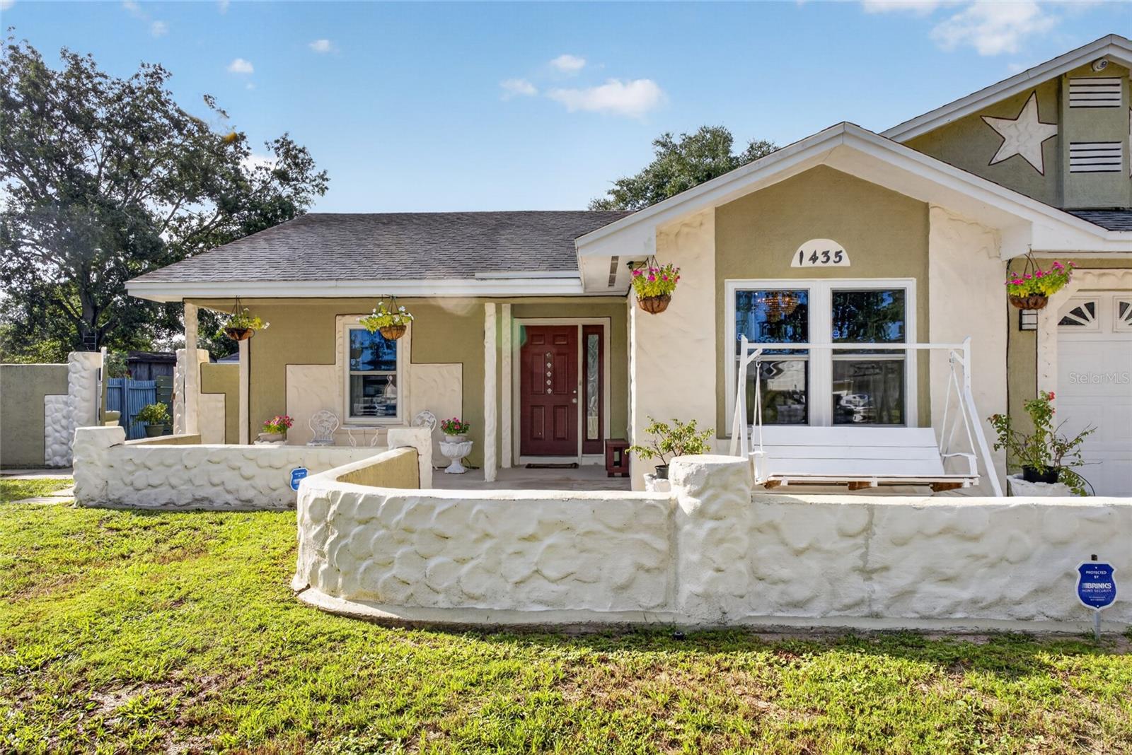 1435 LAMPLIGHTER WAY