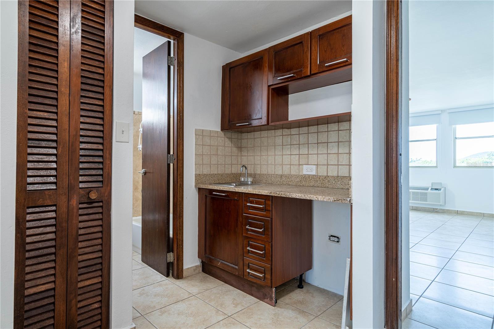 PALMANOVA VILLAGE - Residential