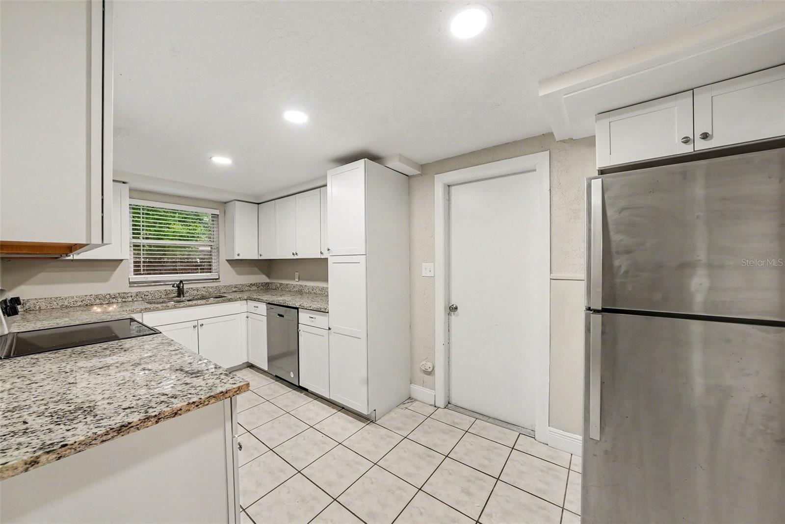 EMBASSY HILLS - Residential