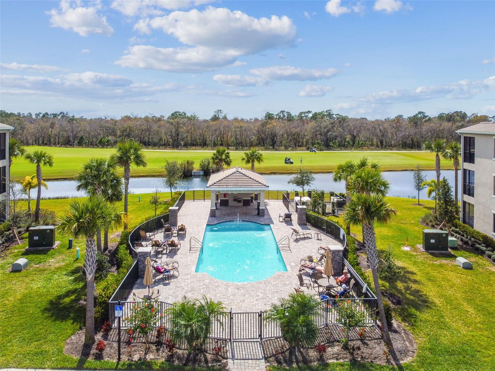 LAKEWOOD NATIONAL - Residential Lease