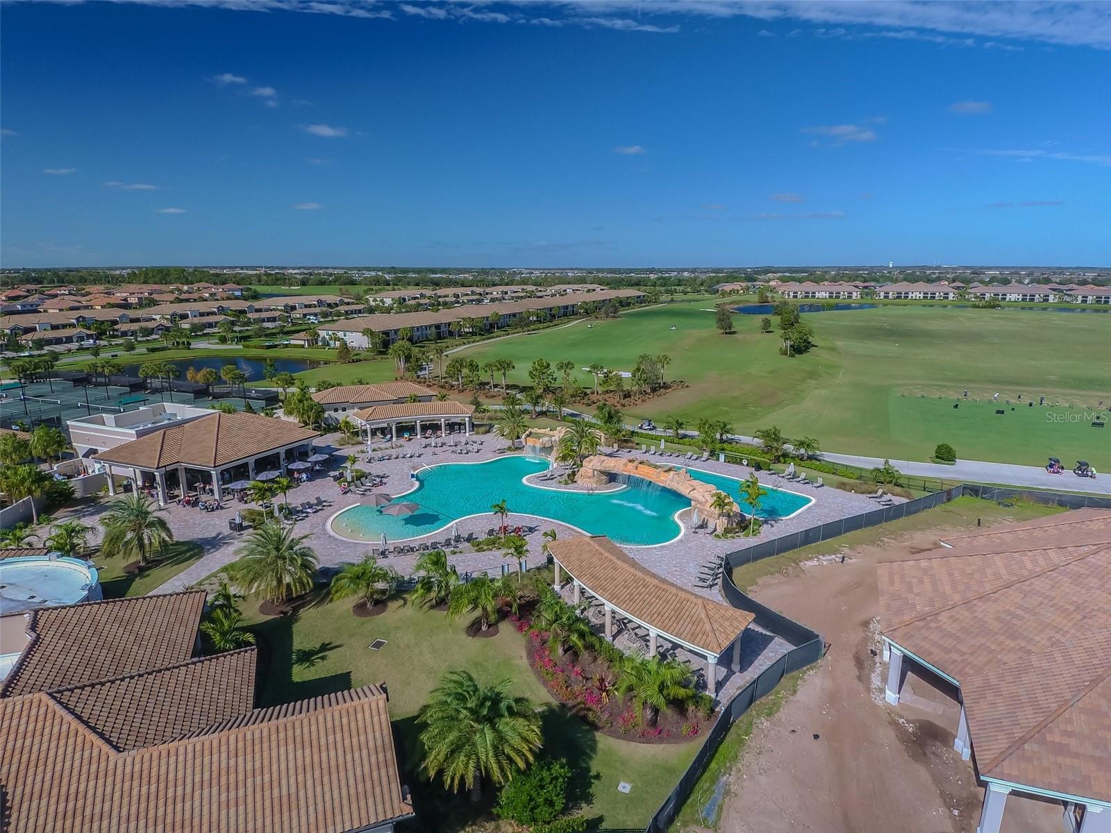 LAKEWOOD NATIONAL - Residential Lease