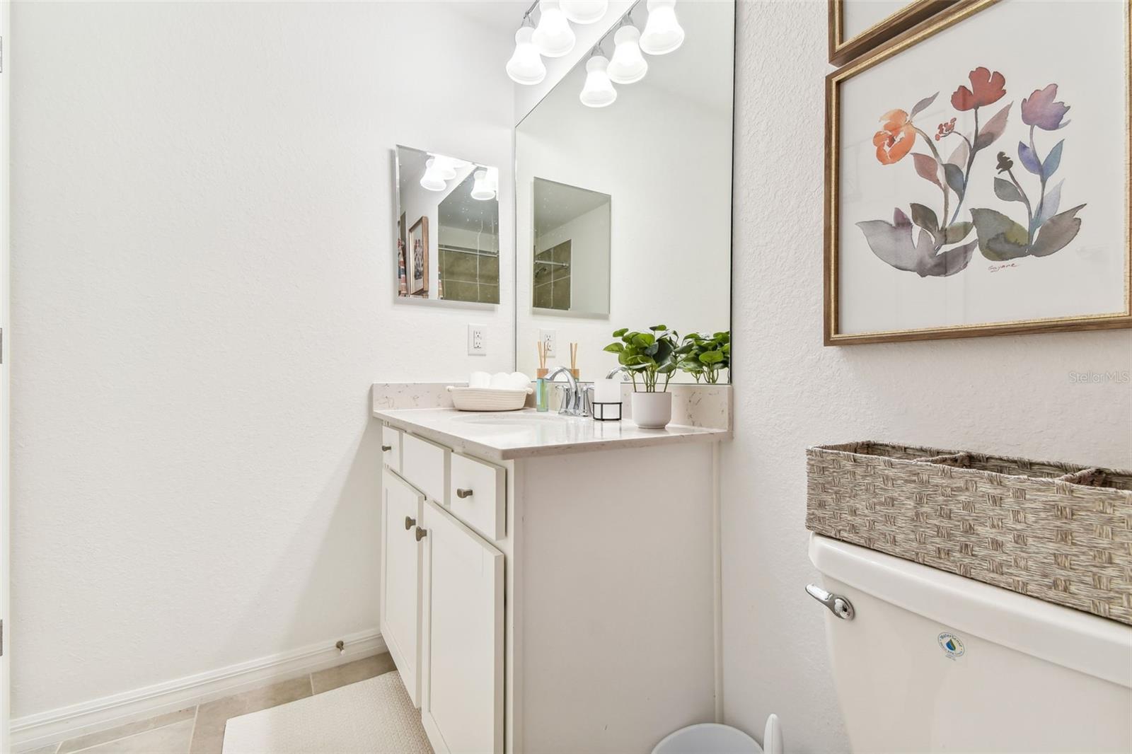 LAKEWOOD NATIONAL - Residential Lease