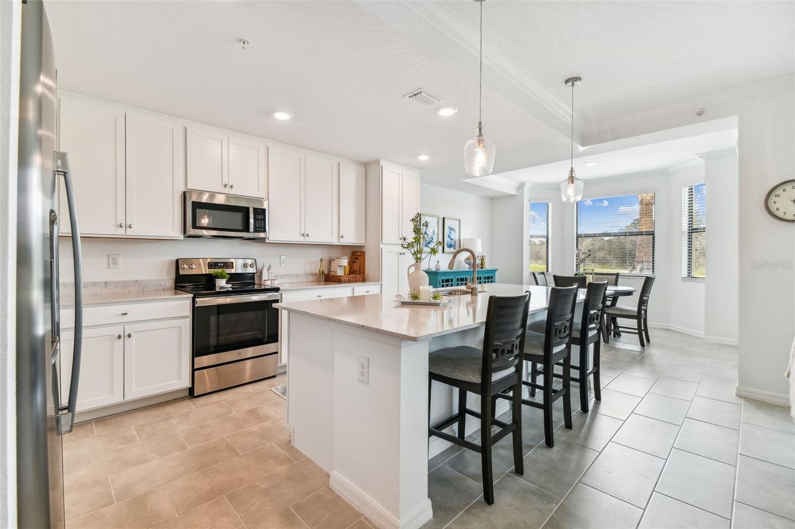 LAKEWOOD NATIONAL - Residential Lease